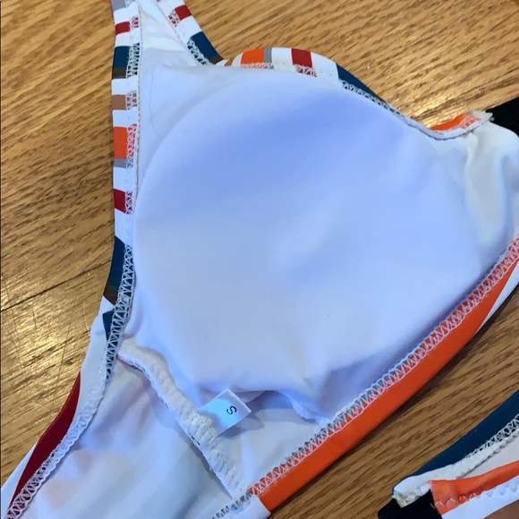 Zaful Padded Halter stripe Bikini NWT (sold out!) - Picture 3 of 8